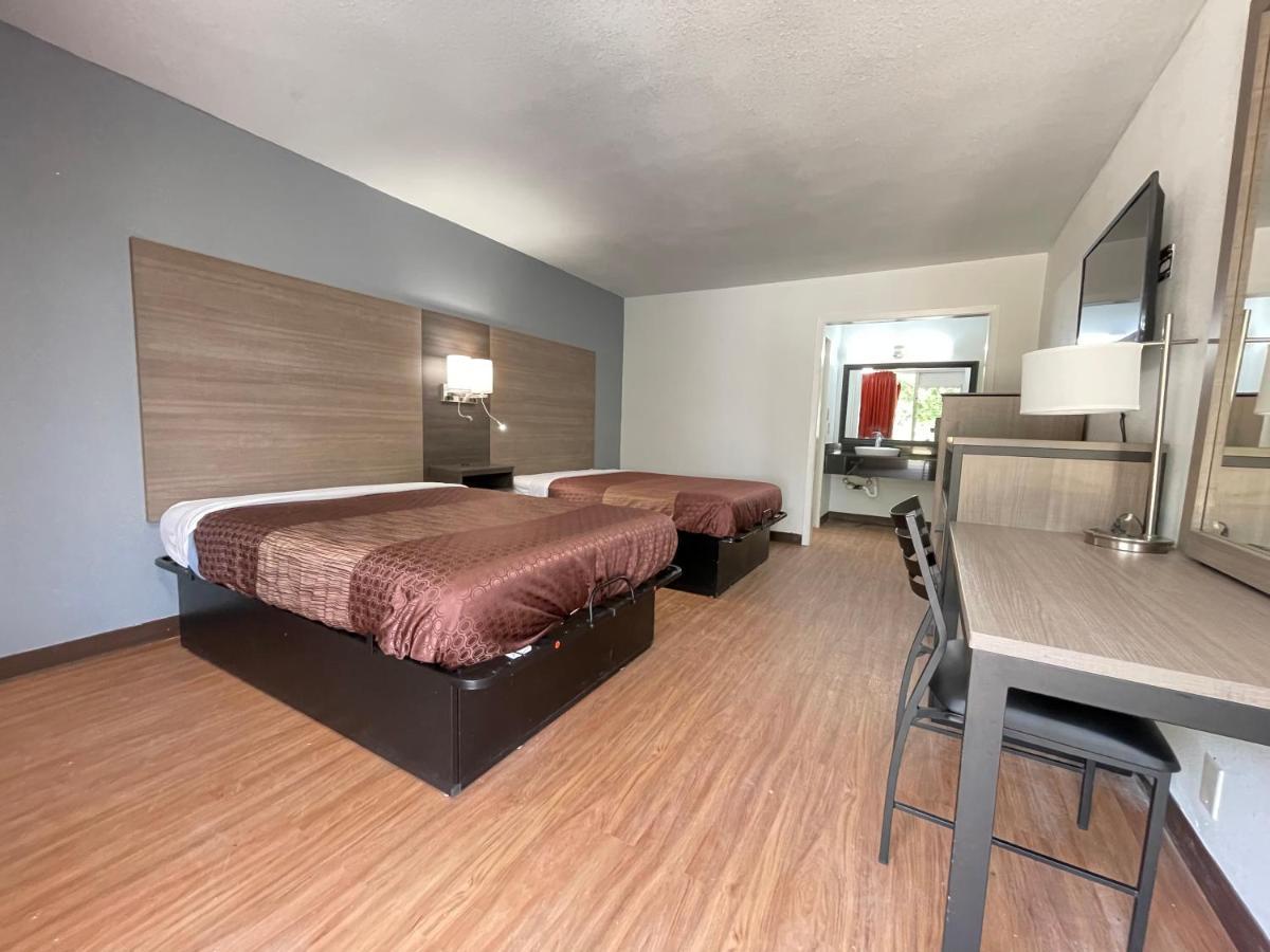 Landmark Hotel Leesville Экстерьер фото