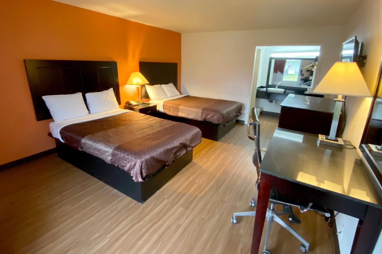 Landmark Hotel Leesville Экстерьер фото